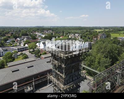 Die Kokerei Hansa ist ein Architektur- und Industriemonument in Dortmund. Sie wurde zwischen 1927 und 1928 als Koksofenanlage errichtet. Im Jahr 199 Stockfoto