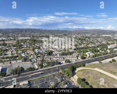 Luftaufnahme von La Habra City, in der nordwestlichen Ecke von Orange County, Kalifornien, USA, Nordamerika Stockfoto