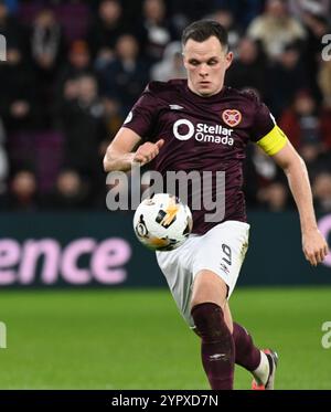 Tynecastle Park. Edinburgh Schottland . GB, 1. Dezember 24. William Hill Scottish Premiership Match. Hearts V Aberdeen Lawrence Shankland von Hearts Credit: eric mccowat/Alamy Live News Stockfoto