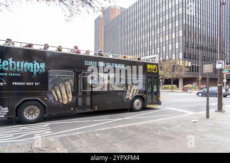 Toristen im Big Bus in Philadelphia, Pennsylvania, USA Stockfoto