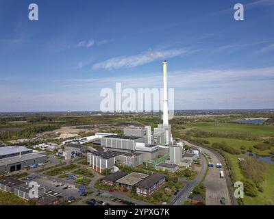 Die Abfallverbrennungsanlage Asdonkshof hat einen jährlichen Durchsatz von 270 000 Tonnen. Die thermische Feuerkapazität der Anlage beträgt 98 MW und die maximale dist Stockfoto