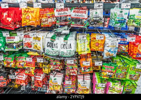 Civitavecchia Italien, Piazza Vittorio Emanuele, Pam lokaler Supermarkt Supermarkt Supermarkt, innen, Ausstellungsverkauf Regale Gang, s Stockfoto