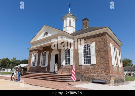 WILLIAMSBURG, VIRGINIA – 25. AUGUST 2024: Das Kolonialgericht, erbaut von 1770 bis 1771 im georgianischen Stil. Stockfoto