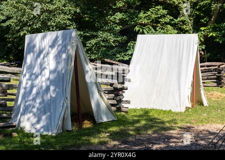 Bürgerkriegszelte in Colonial Williamsburg Stockfoto