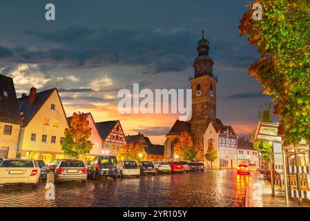 Lauf an der Pegnitz, Deutschland. Kirchturm der Johanniskirche aus dem Jahre 1350 - Mittelfranken, Bayern. Stockfoto