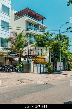 Mui ne, Vietnam - 7. Oktober 2024 - Straßen im Ferienort Mui ne Stockfoto