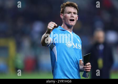 Turin, Italien. Dezember 2024. Scott McTominay vom SSC Napoli feiert am 1. dezember 2024 im Stadio Olimpico in Turin das Fußballspiel der Serie A zwischen dem FC Turin und dem SSC Napoli. Quelle: Marco Canoniero/Alamy Live News Stockfoto