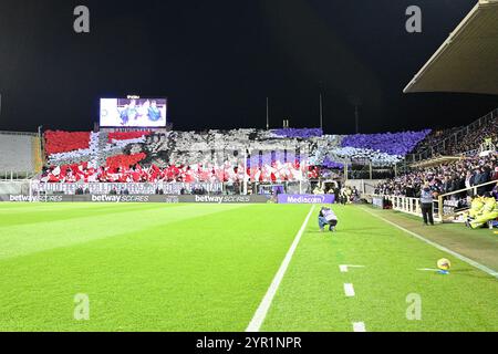 Florenz, Italien. Dezember 2024. Artemio Franchi Stadium, Florenz, Italien - Fiorentinas Anhänger während des Enilive Football-Spiels der Serie A, Fiorentina vs. Inter, 1. Dezember 2024 (Foto: Roberto Ramaccia/SIPA USA) Credit: SIPA USA/Alamy Live News Stockfoto