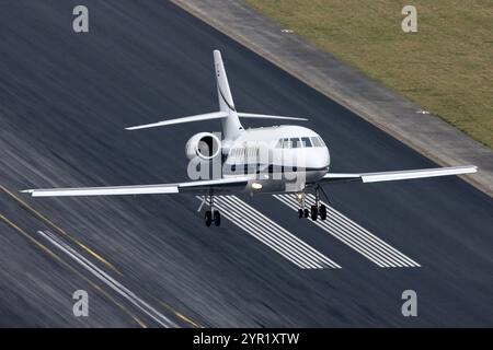 PH-CHT – Dassault Falcon 2000EX Private Business Jet Air-Luft-Fotografie Stockfoto