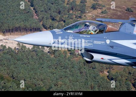 Die belgische Luftwaffe F-16 Fighting Falcon Demo Jet Air to Air Photography Stockfoto