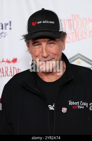 Hollywood, ca. 1. Dezember 2024. William Baldwin beim 92. Jahrestag der Hollywood Christmas Parade am 1. Dezember 2024 als Unterstützung für Marine Toys for Tots auf dem Hollywood Blvd in Hollywood, Kalifornien. Quelle: Faye Sadou/Media Punch/Alamy Live News Stockfoto