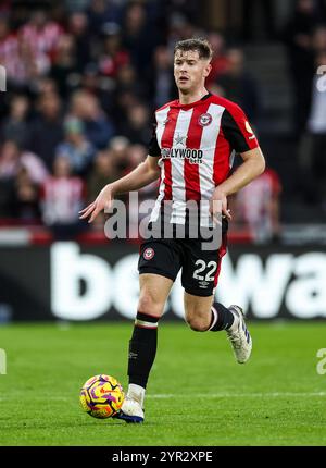 Brentfords Nathan Collins im Spiel der Premier League im Gtech Community Stadium in Brentford. Bilddatum: Samstag, 30. November 2024. Stockfoto