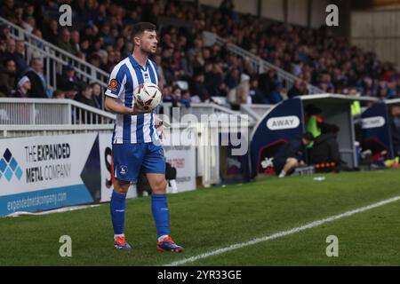 Nathan Sheron von Hartlepool United spielte am Samstag, den 30. November 2024 im Victoria Park, Hartlepool, während des Vanarama National League-Spiels zwischen Hartlepool United und Barnet. (Foto: Mark Fletcher | MI News) Credit: MI News & Sport /Alamy Live News Stockfoto