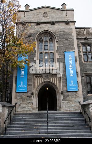 Das Hart House Schild an der University of Toronto in der Innenstadt von Toronto, Ontario, Kanada Stockfoto