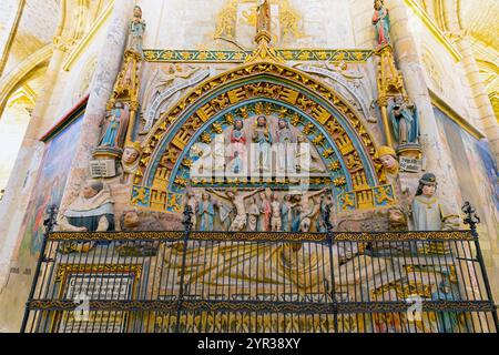 Grab von König Ordoño II., Kathedrale von León. Die Kathedrale Santa María de Regla de León ist das berühmte Denkmal der Stadt. Die Geschichte beginnt in t Stockfoto