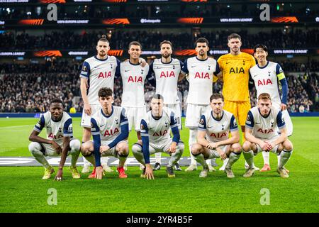 London, England. November 2024. Das Startelf von Tottenham Hotspur für das Spiel der UEFA Europa League zwischen Tottenham Hotspur und AS Roma im Tottenham Hotspur Stadium in London. Stockfoto