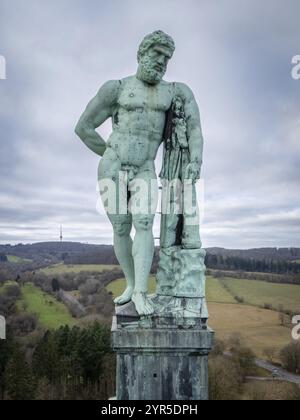 Kupferstatue des Herkules im Bergpark Wilhelmshöhe, Bad Wilhelmshöhe, Kassel, Hessen, Deutschland, Europa Stockfoto