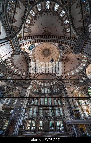 Fatih-Moschee oder Moschee des Eroberers im Stadtteil Fatih in Istanbul, Türkei. Stockfoto