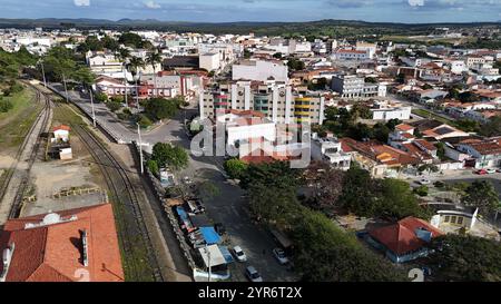 salvador, bahia, brasilien - 24. juli 2024: Aus der Vogelperspektive auf Wohnhäuser im Stadtzentrum von Salvador. Stockfoto