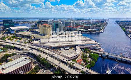 Hillsborough Bay in Tampa Florida - TAMPA, FLORIDA - 31. OKTOBER 2024 Stockfoto
