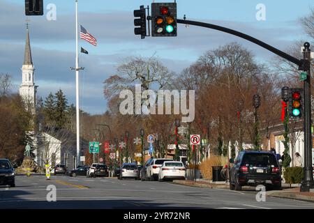 Lexington Town Center, Minute man Statue und Weihnachtsdekoration in Lexington Massachusetts am 29. November 2024. Stockfoto