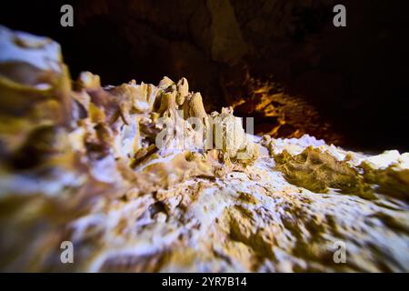 Höhle Stalaktiten und Stalagmiten im Cowboy Canyon Close-up View Stockfoto