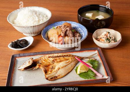 Japanisches Festmakrelen aus getrockneten Pferdemakrelen Stockfoto