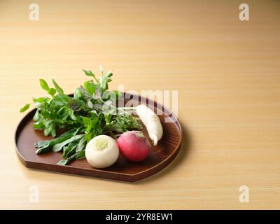 Sieben Kräuter auf einem Tablett Stockfoto