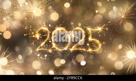 Happy New Year 2025 - Golden Sparkler Numbers And Fireworks In Leuchtend Funkelndem Hintergrund - Feiertags-Reklametafel Mit Kreativem Text Stockfoto