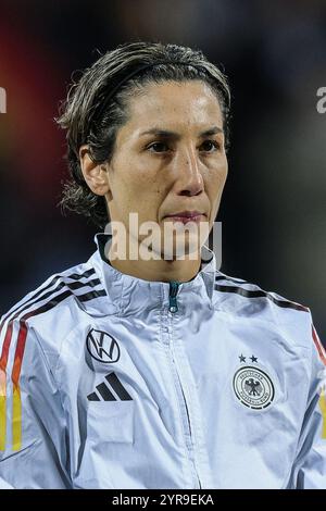 Deutschland. Dezember 2024. Fussball Frauen Laenderspiel Deutschland - Italien am 02.12.2024 im Vonovia Ruhrstadion in Bochum Sara Doorsun ( Deutschland ) DFB-Vorschriften verbieten jede Verwendung von Fotografien als Bildsequenzen und/oder Quasi-Video. Foto: Revierfoto Credit: ddp Media GmbH/Alamy Live News Stockfoto