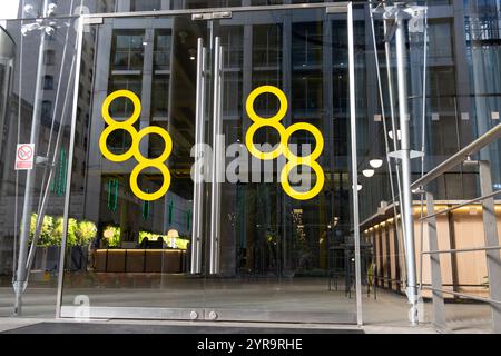 Nummer 88 Wood Street Rogers Stirk Harbour & Partners Gebäudeeingang in der City of London EC2 England UK KATHY DEWITT Stockfoto