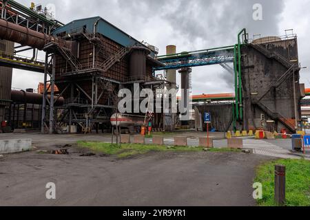 Gent, Belgien. Dezember 2024. Dieses Bild zeigt einen Besuch der neuen Vizepräsidenten der Europäischen Kommission Ribera und Sejourne in ArcelorMittal Belgien zur Vorbereitung des ¿Clean Industrial Deal¿ am Dienstag, den 3. Dezember 2024, in Gent. BELGA FOTO KURT DESPLENTER Credit: Belga Nachrichtenagentur/Alamy Live News Stockfoto