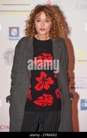 Neapel, Italien. Dezember 2024. Valeria Golino nimmt an einem Fotogespräch während der 47. Giornate Professionali del Cinema Sorrento Italien am 2. Dezember 2024 Teil. (Foto: Franco Romano/NurPhoto) Credit: NurPhoto SRL/Alamy Live News Stockfoto