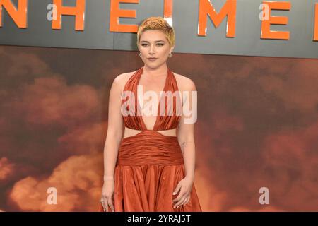 Florence Pugh besucht Oppenheimer - UK Premiere im Odeon Luxe, Leicester Square in London. Donnerstag, 13. Juli 2023. - BANG MEDIA INTERNATIONAL FAMOUS PICTURES 28 HOLMES ROAD LONDON NW5 3AB VEREINIGTES KÖNIGREICH TEL. +44 (0) 02 7485 1005 E-MAIL: PICTURES@FAMOUS.UK.COM Stockfoto