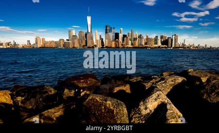 Oktober 2021, New York, NY, USA - Blick auf die Innenstadt von Manhattan, New York City, NY - zeigt Freedom Tower Stockfoto