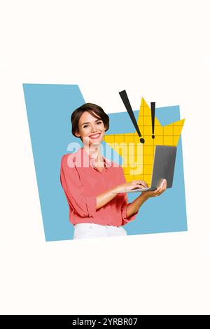 3D Collage Trend Artwork Composite Sketch Poster der Studentin junge Dame Stand Lächeln Emoji Gesicht Happy Hold Typ Laptop Aufmerksamkeit Zeichen Idee Stockfoto