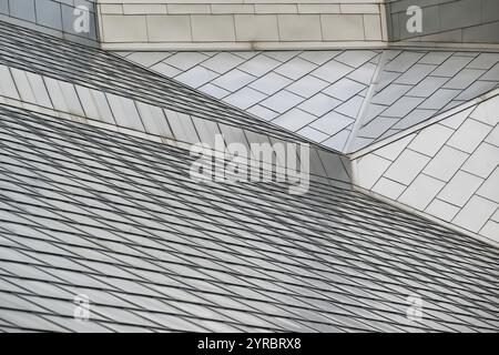 Geometrische Zusammenfassung des Daches des modernen Kemper Museum of Contemporary Art in Kansas City, Missouri Stockfoto