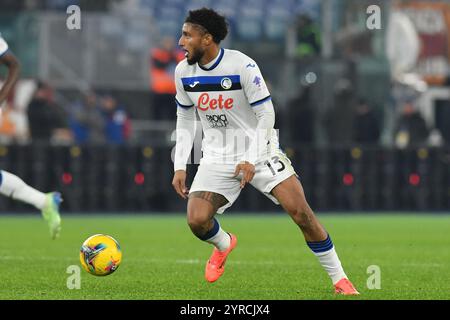 Rom, Latium. Dezember 2024. Ederson von Atalanta während des Spiels der Serie A zwischen Roma und Atalanta im Olympiastadion, Italien, 02. Dezember 2024. AllShotLive Credit: SIPA USA/Alamy Live News Stockfoto