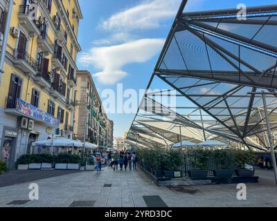 Galleria Garibaldi, Einkaufszentrum in Neapel Stockfoto