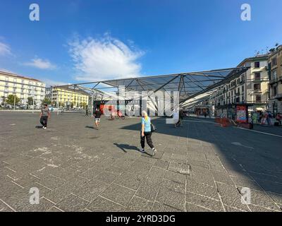 Galleria Garibaldi, Einkaufszentrum in Neapel Stockfoto