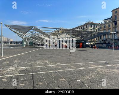 Galleria Garibaldi, Einkaufszentrum in Neapel Stockfoto