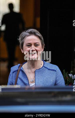 London, Großbritannien. Dezember 2024. Yvette Cooper, Innenministerin, Parlamentsabgeordneter Pontefract Castleford und Knottingley. Die Minister nehmen an der Kabinettssitzung der Regierung in Downing Street, London, UK, Teil. Credit: Imageplotter/Alamy Live News Stockfoto