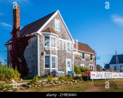 Salty Rose's und das Periwinkle Café auf dem Cabot Trail auf Cape Breton Island im unsinnigen Beach Nova Scotia Kanada Stockfoto