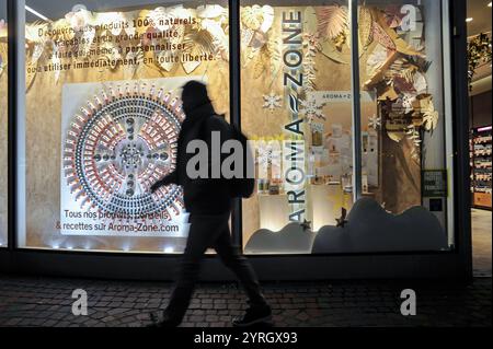 FRANKREICH. PARIS (75) FORUM DES HALLES WESTFIELD. AROMAS-ZONE, DER FÜHRENDE ONLINE-HÄNDLER FÜR ÄTHERISCHE ÖLE UND HAUSHALTSKOSMETIK. DIESE FAM WURDE 1999 ERSTELLT Stockfoto