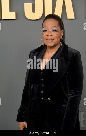 Los Angeles, USA. Dezember 2024. LOS ANGELES, CA. 3. Dezember 2024: Oprah Winfrey bei der Premiere der Six Triple Eight im Egyptian Theatre. Bildnachweis: Paul Smith/Alamy Live News Stockfoto