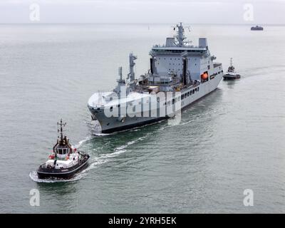 RFA Tidespring (A136), ein Flottentanker der Tide-Klasse, der von der Royal Feet Auxiliary betrieben wird Stockfoto