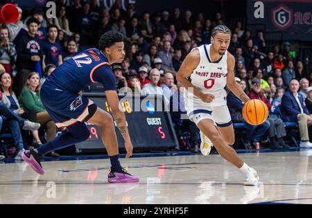 Dezember 2024 Moraga, CA USA Saint Marys Wachmann Mikey Lewis (0) fährt während des NCAA Men's Basketball Spiels zwischen UTSA Roadrunners und den Saint Marys Gaels zum Basketball. Saint Marys schlug UTSA 82-74 im University Credit Union Pavilion Moraga Calif Thurman James/CSM Stockfoto