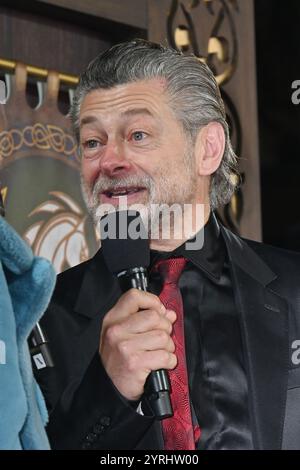 London, UK - 3. Dezember 2024 Andy Serkis bei der britischen Premiere von The Lord of the Rings, The war of the Rohirrim, am 3. Dezember 2024 im Odeon Luxe Leicester Square, London, England. CAP/JOR ©JOR/Capital Pictures Stockfoto