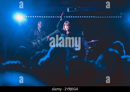 Chinesischer amerikanischer Bär in YES, Manchester, 02.12.24 Stockfoto