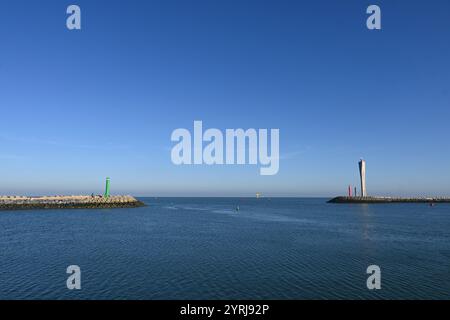 Eintritt zum Hafen von Ostend – Ostend, Belgien – 24. Oktober 2024 Stockfoto